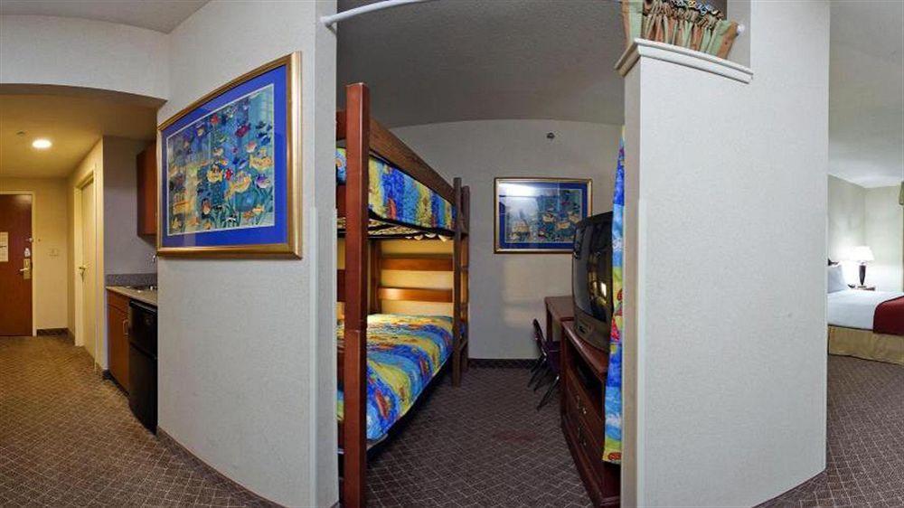 Wyndham Garden Erie Otel Kearsarge Dış mekan fotoğraf