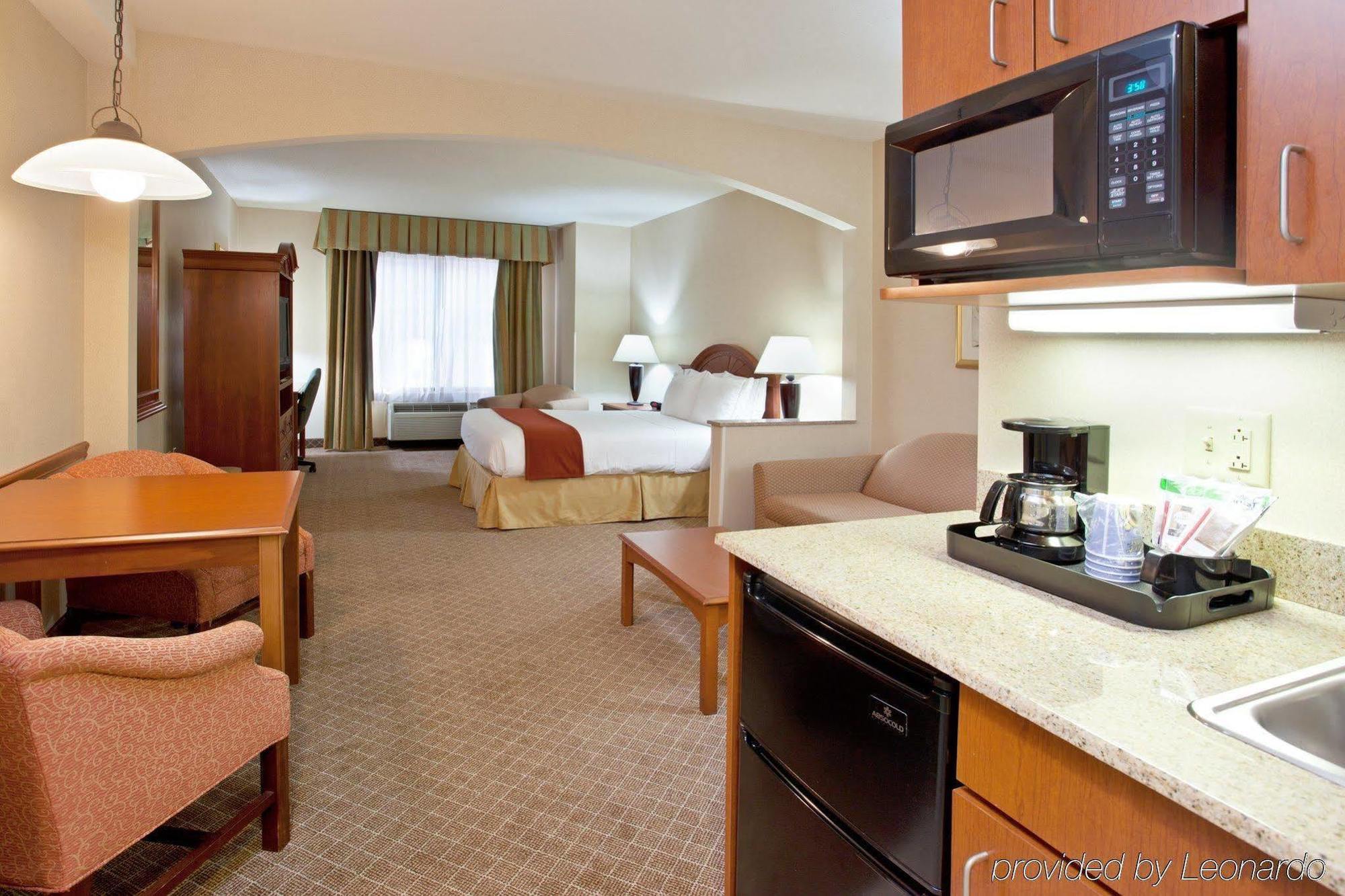 Wyndham Garden Erie Otel Kearsarge Oda fotoğraf